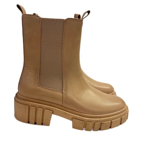 Qupid Puro-10 Chelsea Boots Chunky Heel SIZE 8 NWOT - Picture 3 of 8